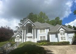 Pre-foreclosure in  BROOKSTONE WALK NW Acworth, GA 30101