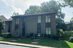 Pre-foreclosure in  IVY TRL NE Atlanta, GA 30342
