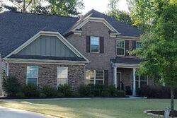 Pre-foreclosure in  CALVERTON LN Tyrone, GA 30290