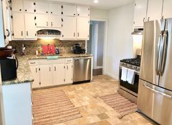 Pre-foreclosure in  WOODLAND HILLS AVE NW Atlanta, GA 30318