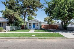 Pre-foreclosure in  E LAMONA AVE Fresno, CA 93703