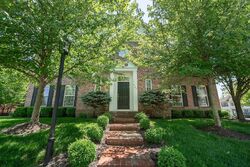 Pre-foreclosure in  HAMMERSMITH CIR New Albany, OH 43054