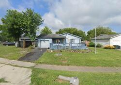 Pre-foreclosure in  BIRCH PARK WAY Galloway, OH 43119