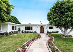 Pre-foreclosure in  N FIESTA RD Palm Springs, CA 92262