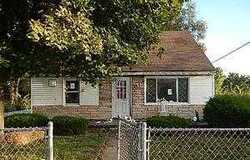 Pre-foreclosure in  19TH AVE Middletown, OH 45044