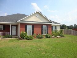 Pre-foreclosure in  HILLSIDE CT Phenix City, AL 36870