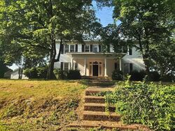 Hamilton St, Courtland AL
