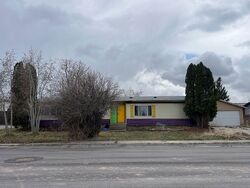 Pre-foreclosure in  DUCHESS DR Idaho Falls, ID 83401