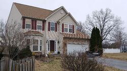 Pre-foreclosure Listing in CORVAIR LN INWOOD, WV 25428