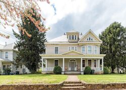 Pre-foreclosure in  RIVERMONT AVE Lynchburg, VA 24504