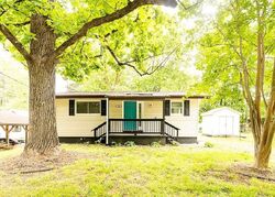  Lee Ln, Hopewell VA