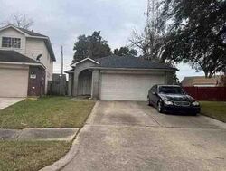 Pre-foreclosure in  EVERGREEN CANYON RD Houston, TX 77066
