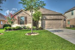 Pre-foreclosure in  MOSSHALL CT Tomball, TX 77375