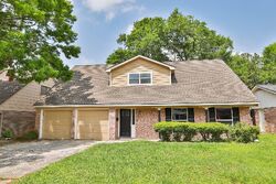 Pre-foreclosure in  MAYFIELD RD Houston, TX 77043