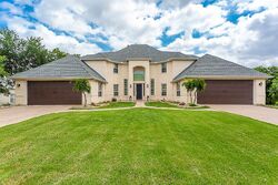 Pre-foreclosure in  MISTY CV Little Elm, TX 75068