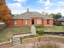 Pre-foreclosure in  BIG CANYON TRL Carrollton, TX 75007