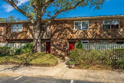 Pre-foreclosure in  SAINT CHARLES CT Charleston, SC 29407
