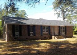 Pre-foreclosure in  LOOP RD Bennettsville, SC 29512
