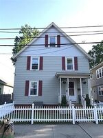 Pre-foreclosure in  HAMLIN ST Providence, RI 02907