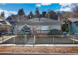 Pre-foreclosure in  E 13TH ST The Dalles, OR 97058