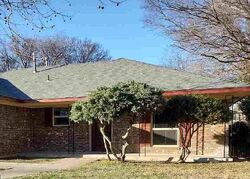 Pre-foreclosure in  NW NOTTINGHAM RD Lawton, OK 73505