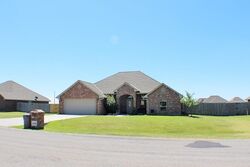 Pre-foreclosure in  NE JERE LAYNE Elgin, OK 73538