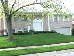 Pre-foreclosure in  LEAF TREE LN Vandalia, OH 45377
