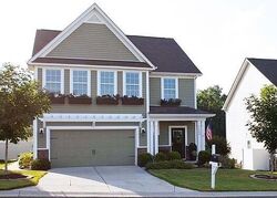 Pre-foreclosure in  STREAMSIDE DR Davidson, NC 28036