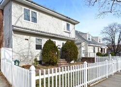 Pre-foreclosure in  UNDERHILL AVE Fresh Meadows, NY 11365