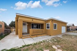 Pre-foreclosure in  CAGUA DR NE Albuquerque, NM 87108