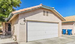 Pre-foreclosure in  YARDARM WAY Las Vegas, NV 89145