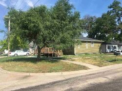 Pre-foreclosure in  VINE ST Arapahoe, NE 68922