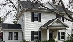 Pre-foreclosure in  WARRENTON ST Springfield, MA 01109