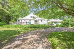 Pre-foreclosure Listing in NORRIDGEWOCK RD FAIRFIELD, ME 04937