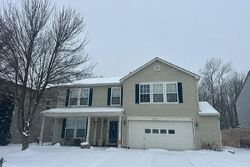 Pre-foreclosure in  SKIPPING STONE DR Indianapolis, IN 46237
