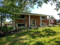 Pre-foreclosure in  E MULBERRY ST Evansville, IN 47715
