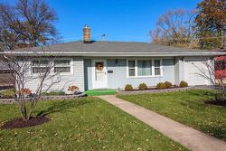 Pre-foreclosure in  183RD ST Homewood, IL 60430