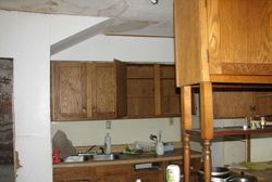 Pre-foreclosure in  E KANSAS ST Peoria, IL 61603