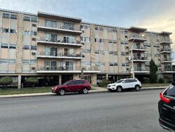 Pre-foreclosure in  W 79TH ST  Chicago, IL 60620