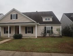 Pre-foreclosure in  CENTRAL PARK WAY Savannah, GA 31407
