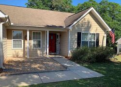  Cotton Dr, Jackson GA