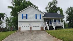  Pleasant Forest Dr, Temple GA