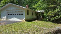 Pre-foreclosure in  RACKLEY RD Ellijay, GA 30536