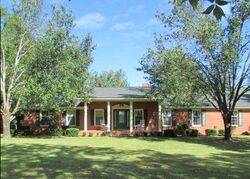 Pre-foreclosure in  EDWIN PHILLIPS RD Reidsville, GA 30453