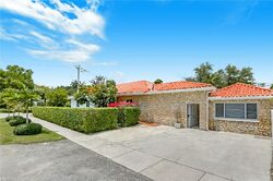 Pre-foreclosure in  SW 16TH AVE Miami, FL 33145