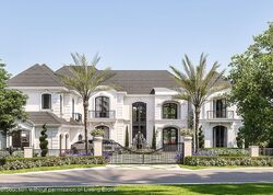 Pre-foreclosure in  EAGLE DR Jupiter, FL 33477