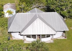 Pre-foreclosure in  HARLOCK RD Melbourne, FL 32934
