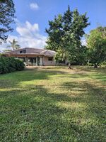 Pre-foreclosure in  WOODTHRUSH CT Palm Beach Gardens, FL 33418