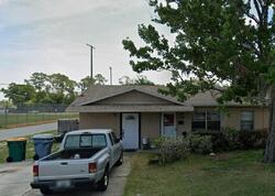 Pre-foreclosure in  N DISSTON AVE Tavares, FL 32778
