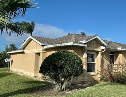 Pre-foreclosure in  SANDY SHORE LN Kissimmee, FL 34743